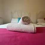 Love Island Apartment 5 Min Walk From Blackpool Tower Sleeps 12