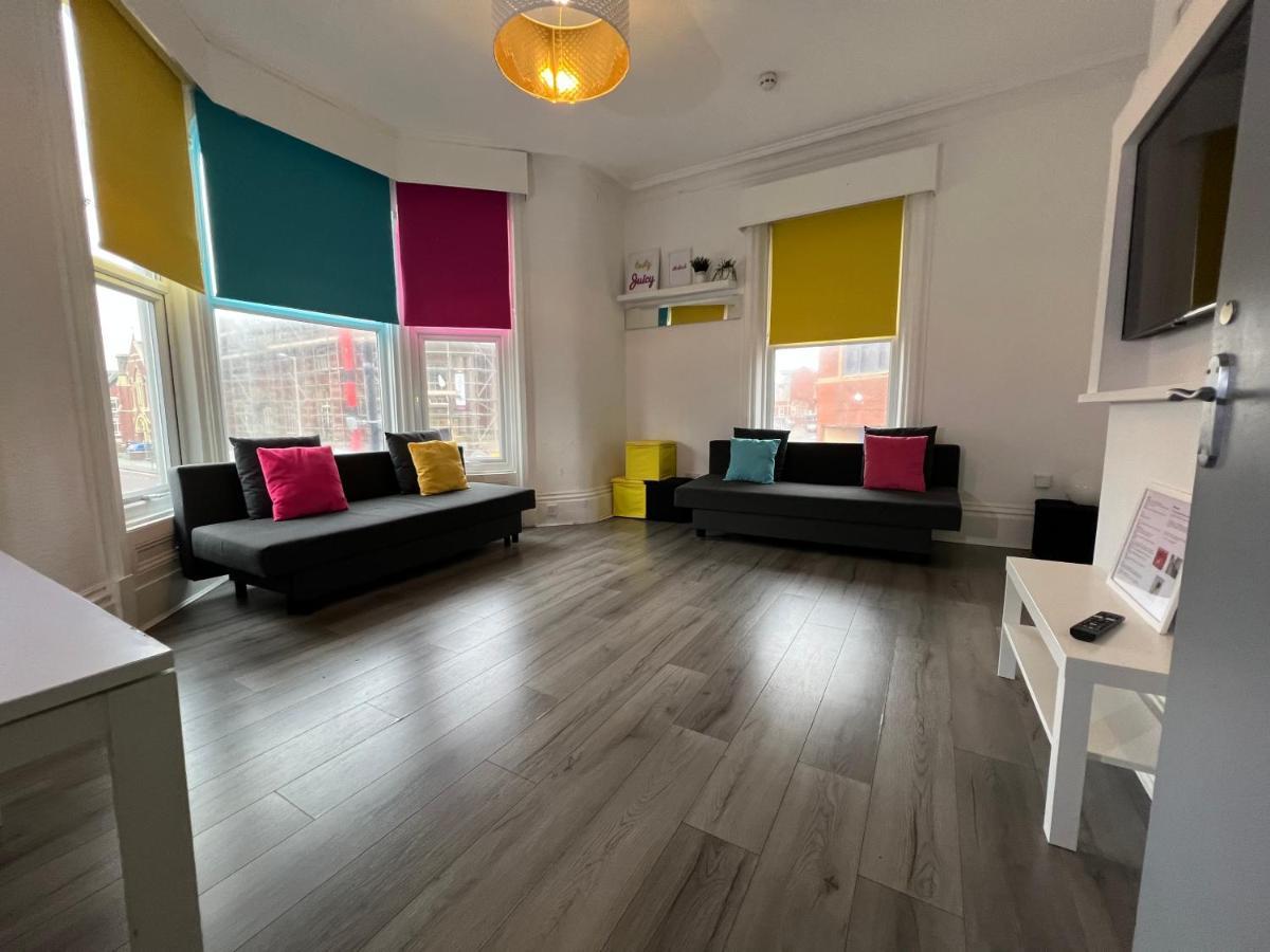 Apartment Island 5 Min Walk From Tower Sleeps 12 *