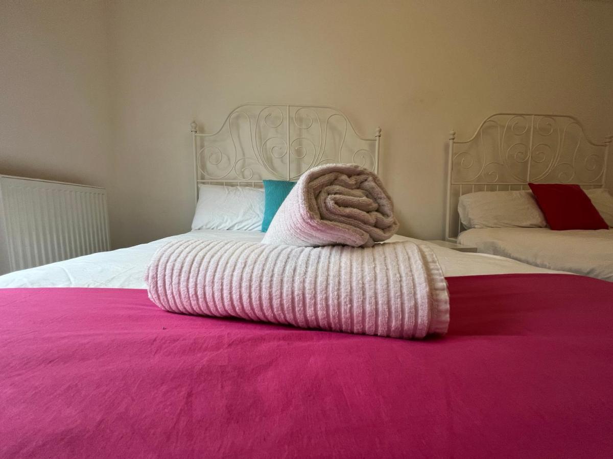 Island 5 Min Walk From Tower Sleeps 12 Apartment Blackpool